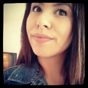 Meet your Posher, Steffany